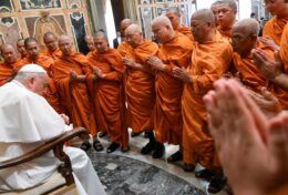 Đức Thánh Cha tiếp phái đoàn Phật giáo Thái Lan
