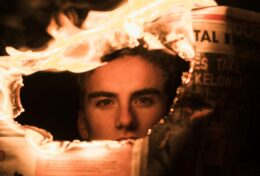 KHI BẠN NHẬN THẤY MÌNH ĐANG MẤT BÌNH TĨNH, HÃY RÚT LUI…