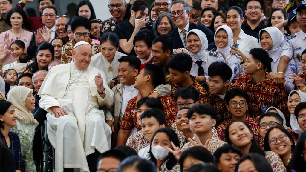 20240904T1030 POPE INDONESIA CHURCH 1781295 scaled e1725468135345 1024x576 1