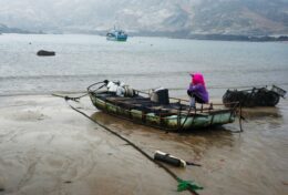 CUỘC ĐỜI QUÁ NGẮN ĐỂ SỐNG THEO KỲ VỌNG CỦA NGƯỜI KHÁC…