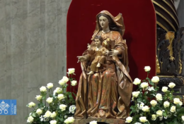 Lễ Mẹ Vô Nhiễm Nguyên Tội (08/12): Mẹ là người con, hiền thê và từ mẫu