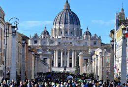 ĐTC Phanxicô: Hãy như các đạo sĩ lên đường đến với Chúa Kitô, niềm hy vọng của muôn dân