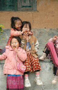 NHÂN CÁCH KHÔNG ĐƯỢC XÁC ĐỊNH BỞI ẤN TƯỢNG ĐẦU TIÊN; HÃY CHỌN BẠN MÀ CHƠI…