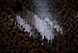 ĐTC LÊÔ XIV GỬI SỨ ĐIỆP NHÂN NGÀY THÁNH HÓA CÁC LINH MỤC