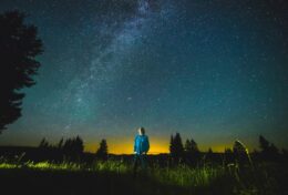 HÃY CẦU NGUYỆN, XIN THIÊN CHÚA BAN CHO BẠN NHỮNG DẤU CHỈ RÕ RÀNG KHI NGÀI ĐẾN VIẾNG THĂM CUỘC ĐỜI BẠN