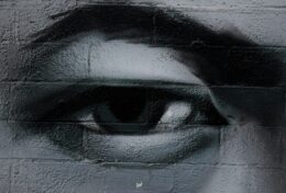 NHƯỜNG NHỊN NGHĨA LÀ BẠN TRÂN TRỌNG MỐI QUAN HỆ HƠN LÀ CÁI TÔI