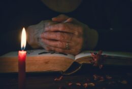 02. CẦU NGUYỆN – TỪ LO LẮNG ĐẾN CẦU NGUYỆN