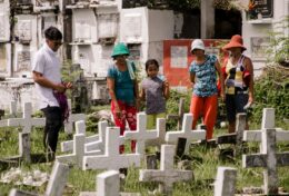 Làm thế nào để có thể nhường ơn Đại xá cho các linh hồn từ ngày 1-8 Tháng 11