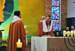 Tìm lại vẻ đẹp trong Thánh Lễ