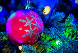 QUÁ KHỨ CHUẨN BỊ CHO BẠN; NHƯNG NÓ KHÔNG ĐỊNH NGHĨA BẠN