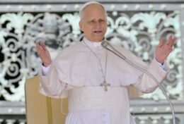 Đức Thánh Cha hoan nghênh thỏa thuận ngừng bắn giữa Mỹ và Iran