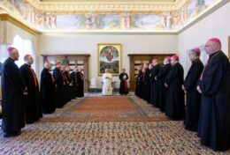 ĐTC Lêô XIV: Thiên Chúa không chúc lành cho chiến tranh