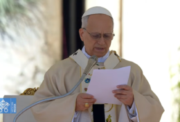 Đức Thánh Cha Lêô: Chúa Phục Sinh mời gọi chúng ta ngước nhìn lên cao và mở rộng trái tim