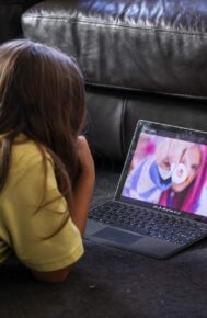 Sứ thần Tòa Thánh tại Nigeria kêu gọi bảo vệ trẻ em trước các nguy cơ trên internet