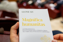 Tóm tắt thông điệp “Magnifica humanitas” của ĐTC Lêô XIV: AI phải phục vụ nhân loại