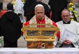 Đức Thánh Cha cử hành Phụng vụ Lời Chúa tại nhà thờ San Pietro in Ciel d’Oro